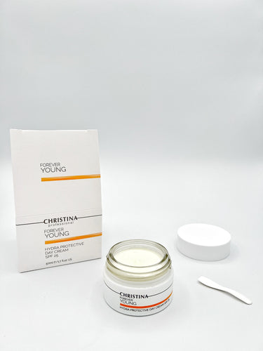 Christina Cosmetics Forever Young Hydra Protective Day Cream spf 25 geöffnet