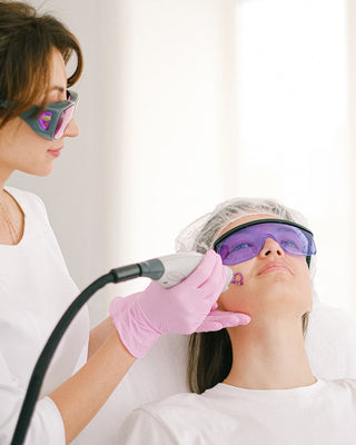 Wie pflege ich meine Haut nach der Laserbehandlung?