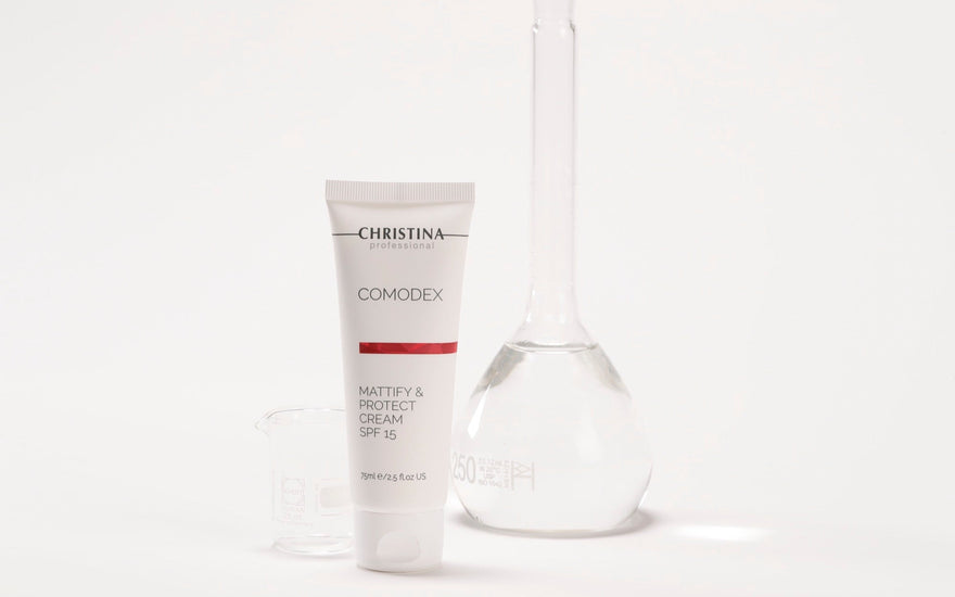 Christina Comodex Mattify & Protect Cream SPF 15 – mattierende Tagespflege mit Lichtschutz vor Laborglas