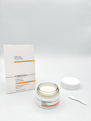 Christina Cosmetics Forever Young Hydra Protective Day Cream spf 25 geöffnet